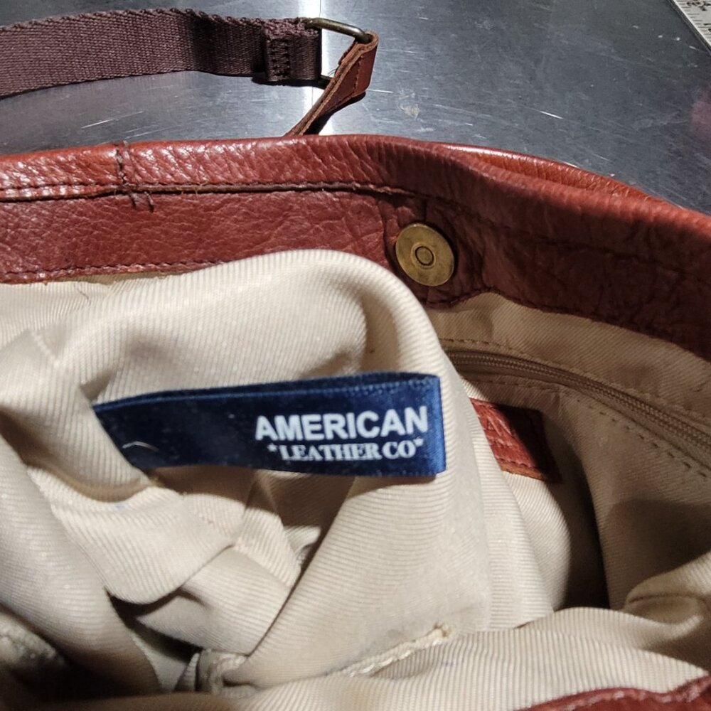 BEAUTIFULLY DISTRESSED VTG AMERICAN LEATHER CO. BROWN CROSSBODY BAG PURSE EUC - Picture 8 of 16